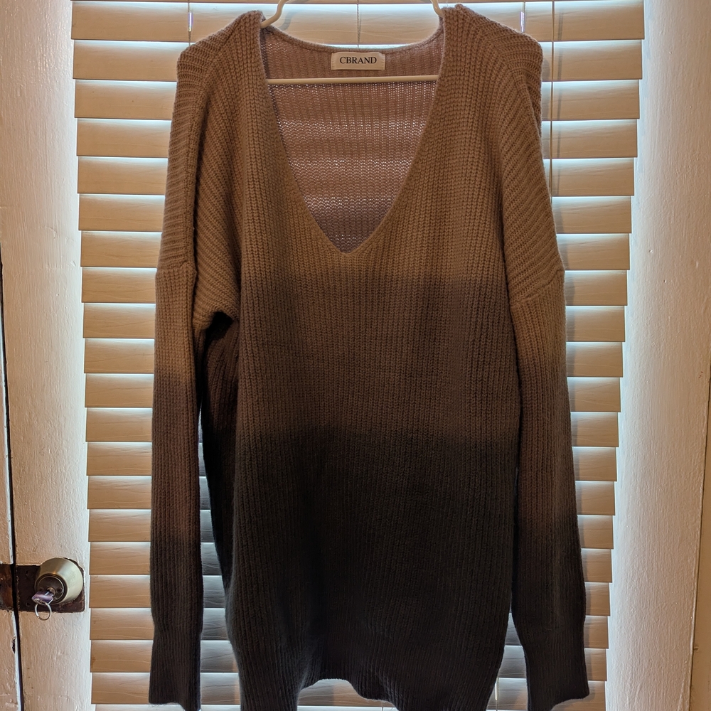 CBrand V-Neck Ribbed Knit Sweater in Lavender/Purple Ombré